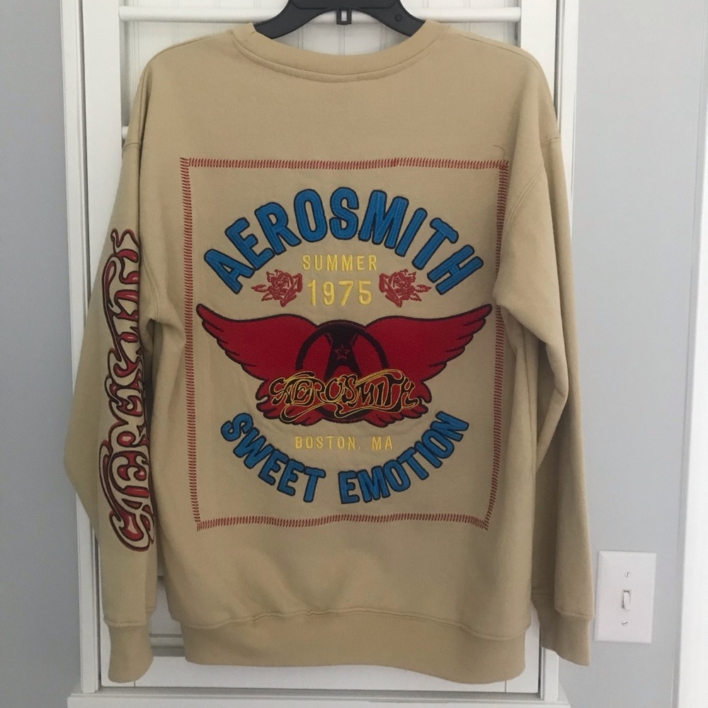NWT Aerosmith Embroidered Sweatshirt by Freeze